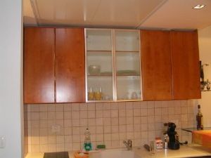 ארון מטבח | דלתות זכוכית
